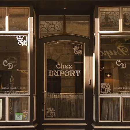 Une Chambre Chez Dupont-3